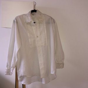 Parisian white button down